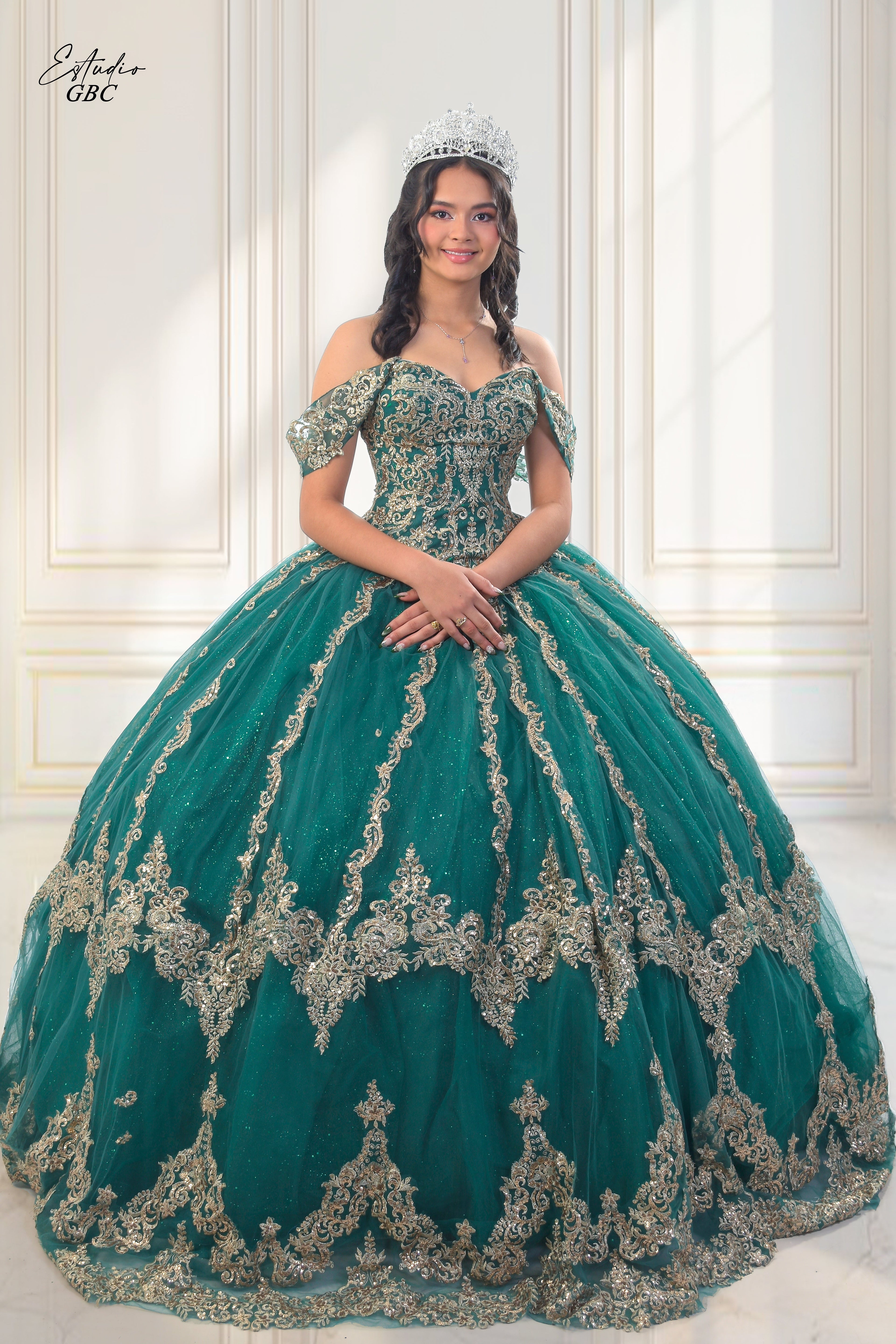 Sesión de quinceañera lujo Estudio GBC Pereira